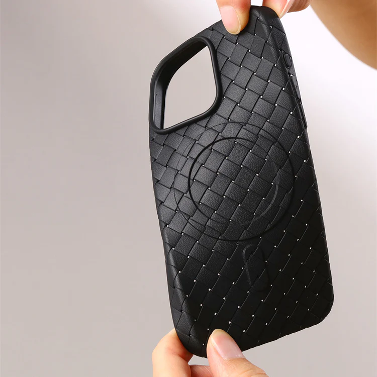 Braided TPU Magnetic case for iP14/15 Series - Image 5
